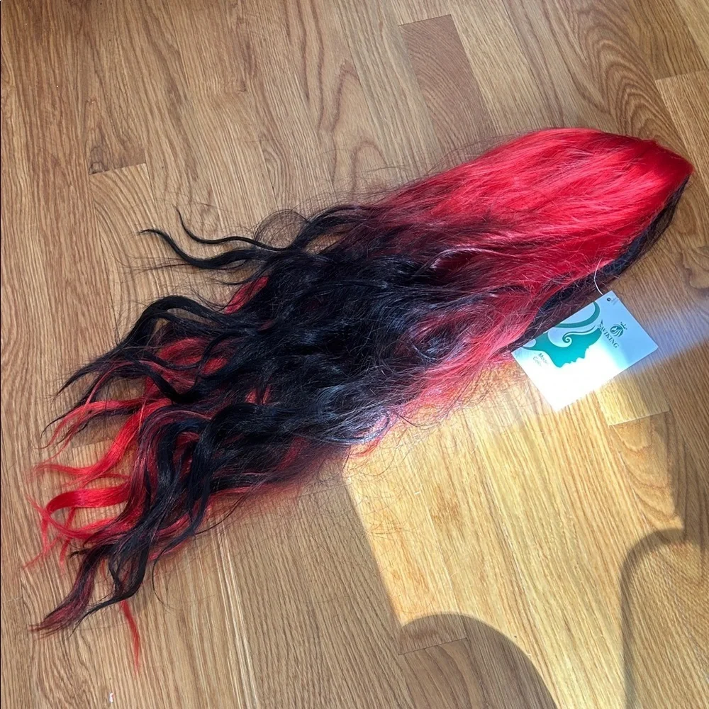 Red and Black Ombre heat resistant synthetic wig adult long hair w tags